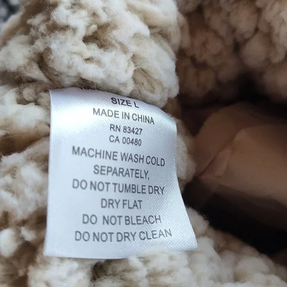 NWT, Live Oak Brand, Women's, slippers or bedroom shoes, Size Large, Charcoal. - Picture 10 of 10